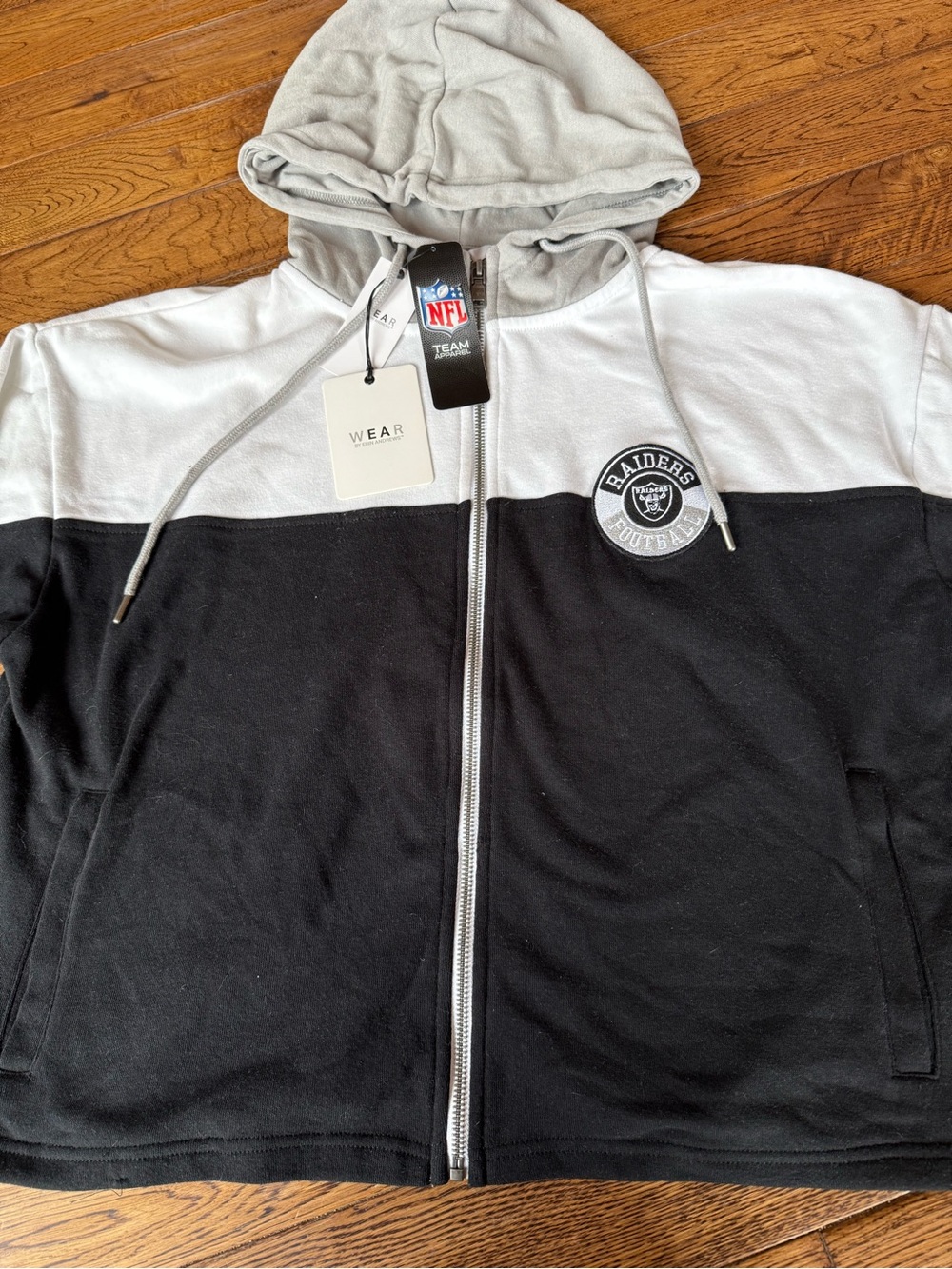 WEAR by Erin Andrews Las Vegas Raiders Women’s XL Full Zip Hoodie NWT